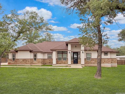 246 Cibolo Way La Vernia TX 78121