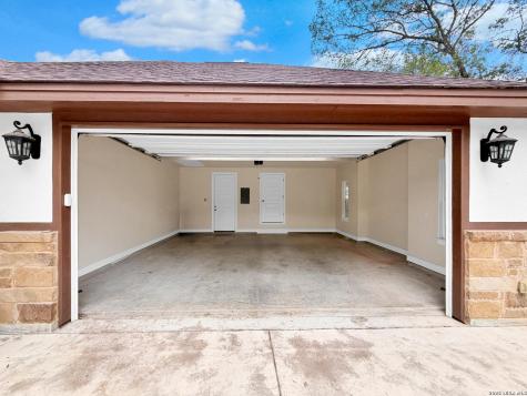 246 Cibolo Way La Vernia TX 78121