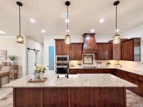 246 Cibolo Way La Vernia TX 78121