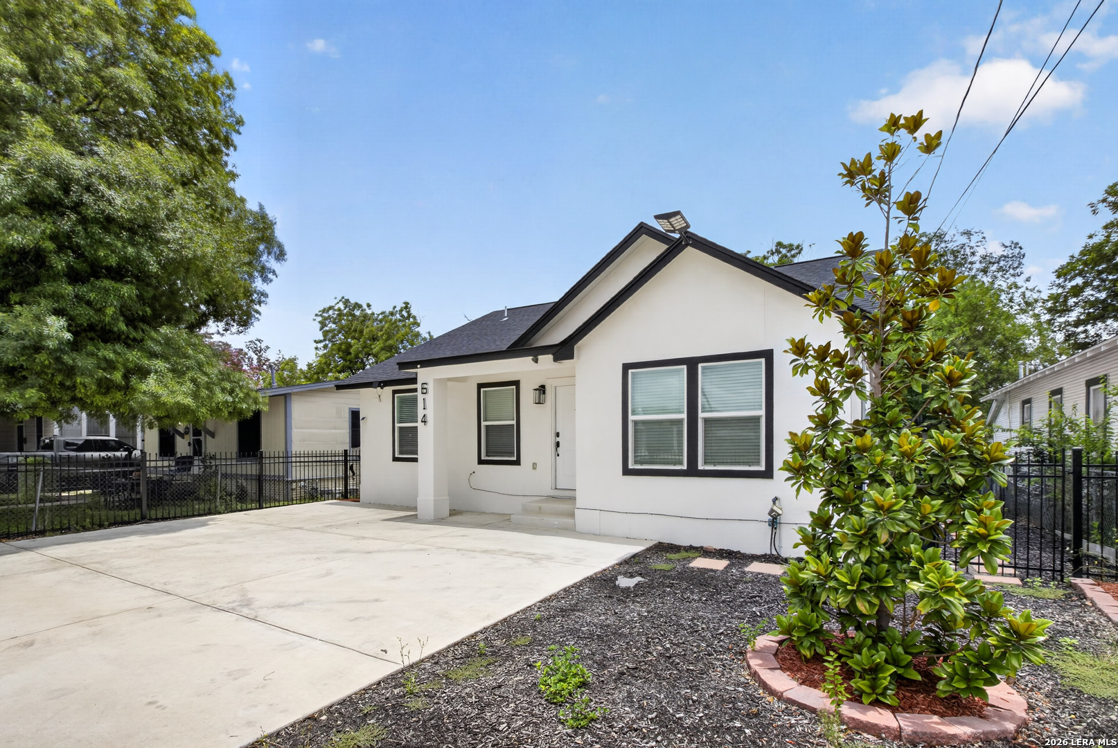 614 SW 24th Street San Antonio TX 78207