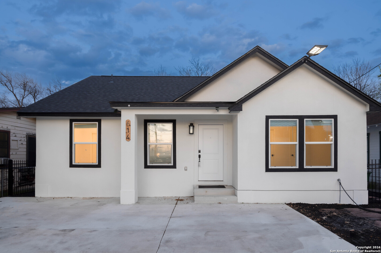 614 SW 24th Street San Antonio TX 78207