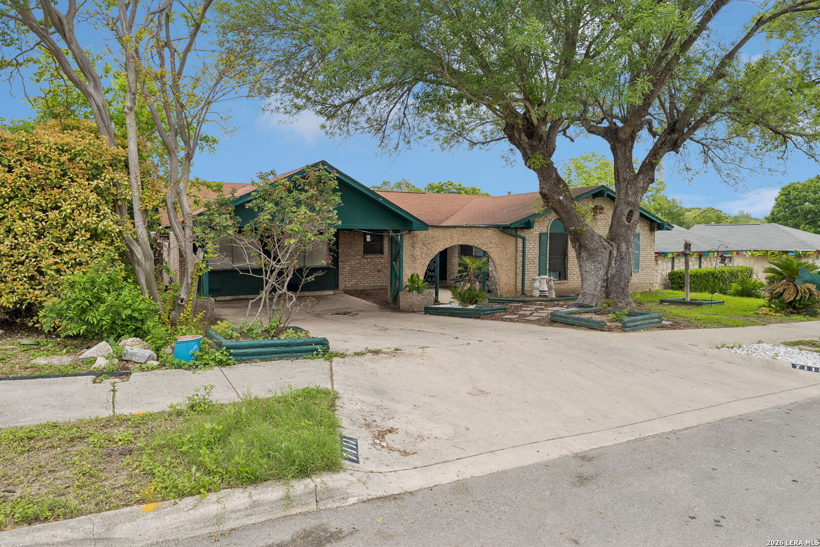7111 Forest Mont Street San Antonio TX 78240