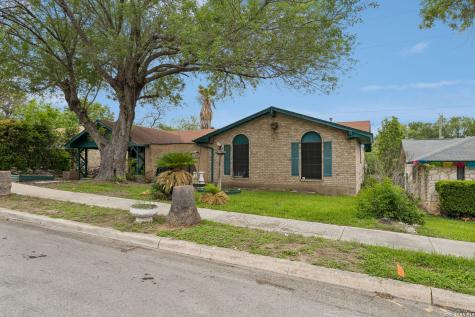 7111 Forest Mont Street San Antonio TX 78240