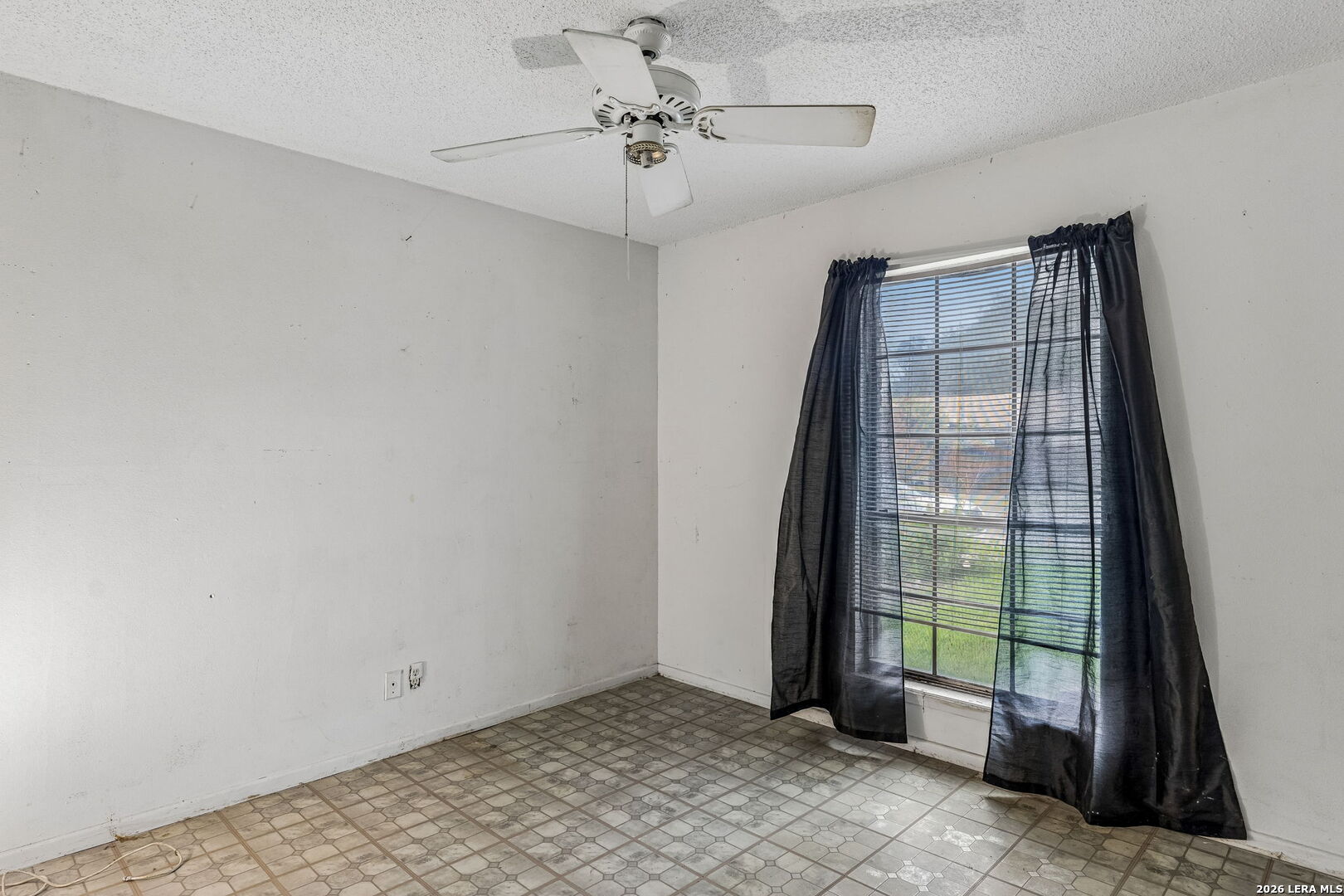 7111 Forest Mont Street San Antonio TX 78240