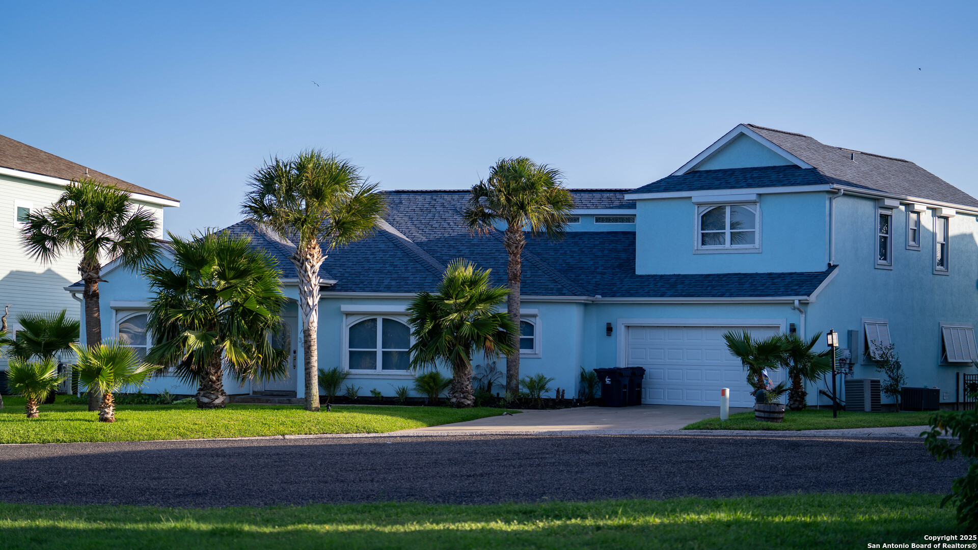 303 Square Rigger Rockport TX 78382