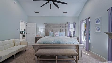 303 Square Rigger Rockport TX 78382