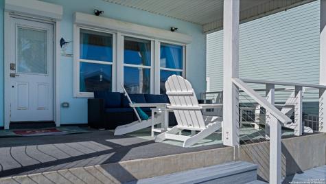 303 Square Rigger Rockport TX 78382