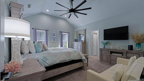 303 Square Rigger Rockport TX 78382