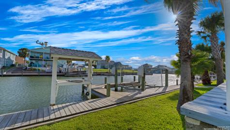 303 Square Rigger Rockport TX 78382