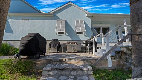 303 Square Rigger Rockport TX 78382