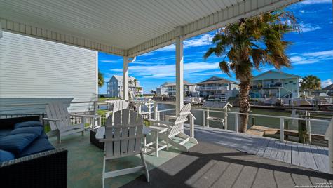 303 Square Rigger Rockport TX 78382