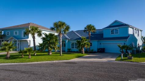 303 Square Rigger Rockport TX 78382