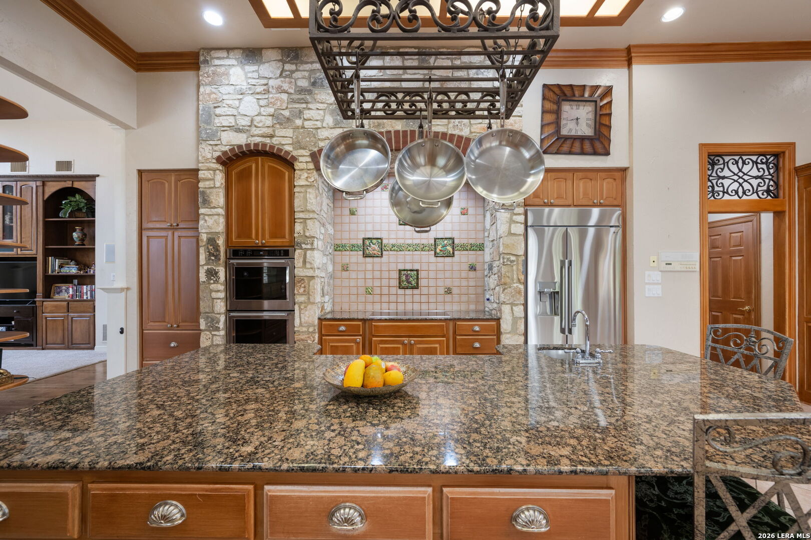 8040 Rolling Acres Trail Fair Oaks Ranch TX 78015