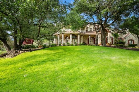 8040 Rolling Acres Trail Fair Oaks Ranch TX 78015