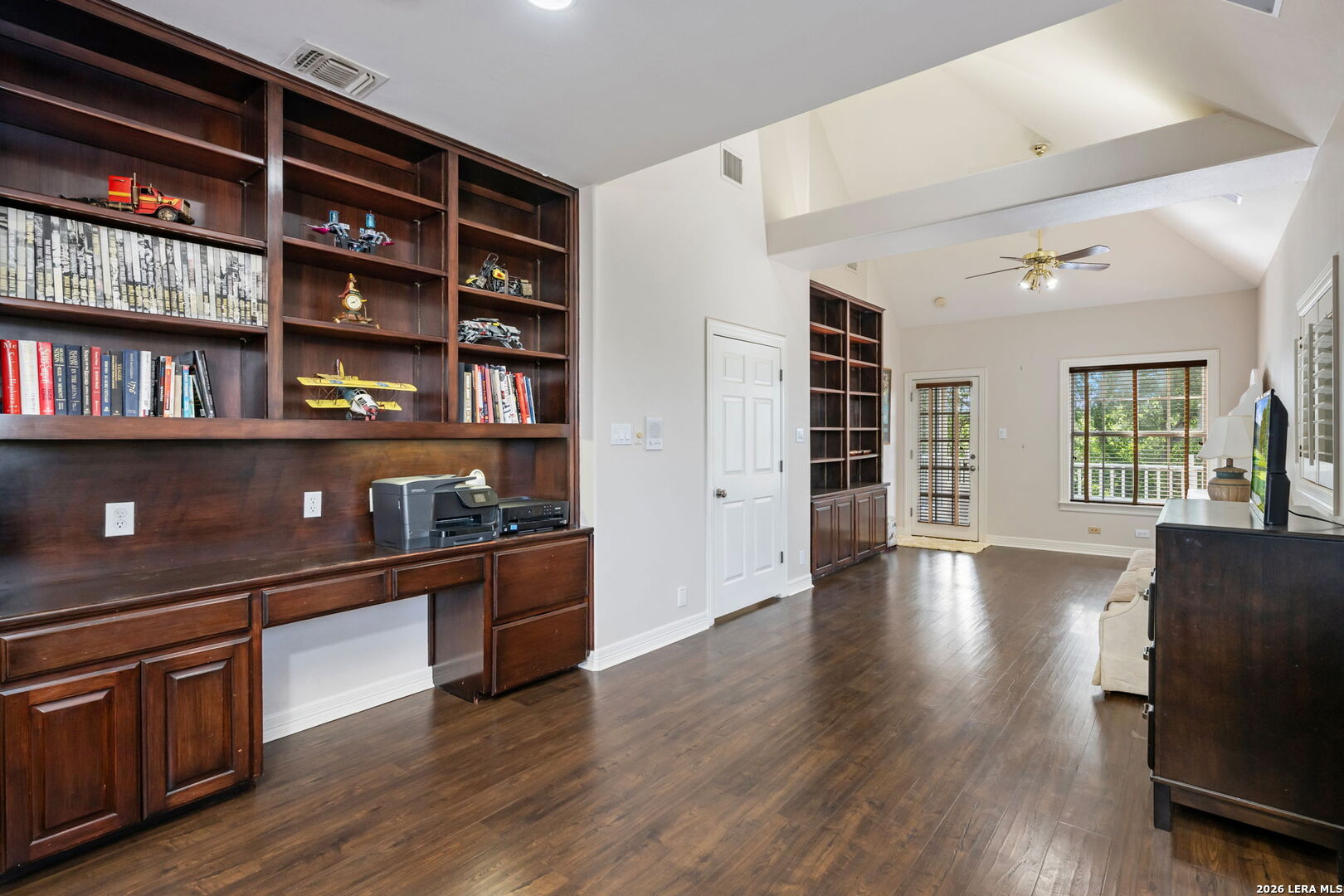 8040 Rolling Acres Trail Fair Oaks Ranch TX 78015