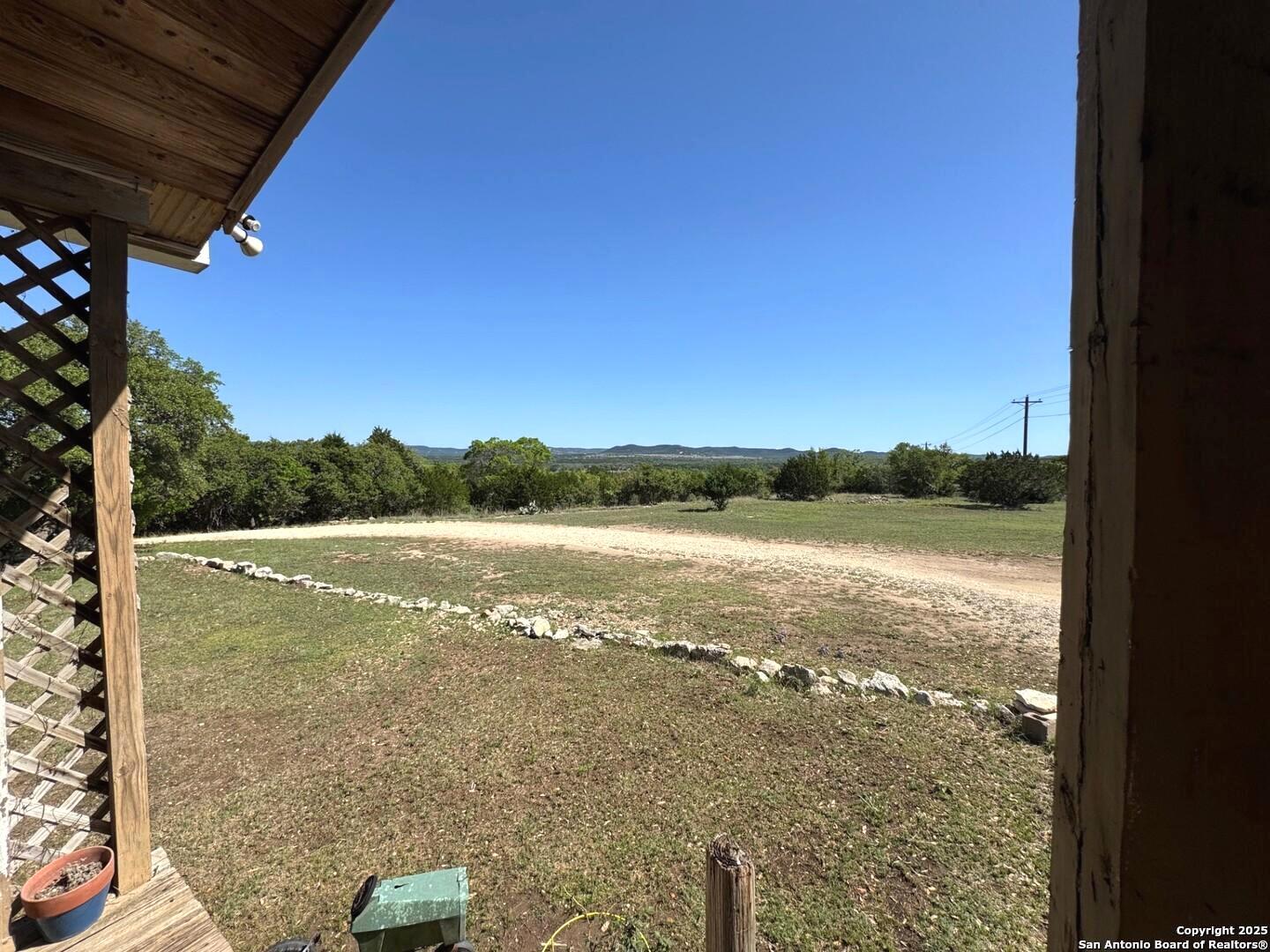 2485 Bump Gate Pipe Creek TX 78063