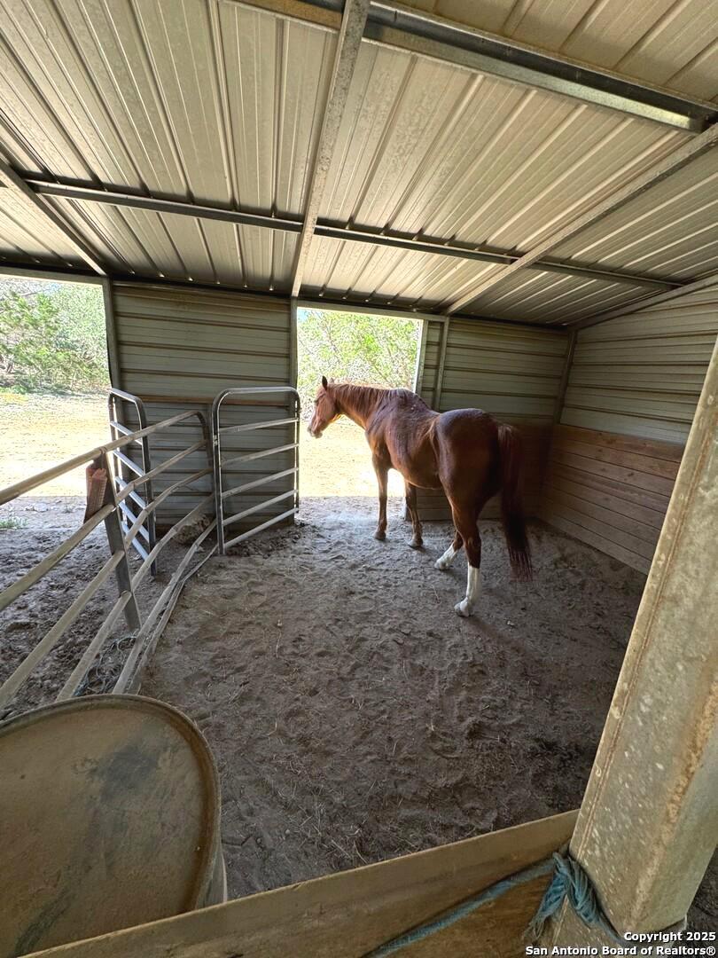 2485 Bump Gate Pipe Creek TX 78063