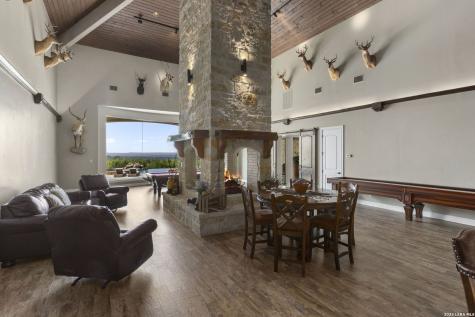 186 Joe Klar Road Boerne TX 78006