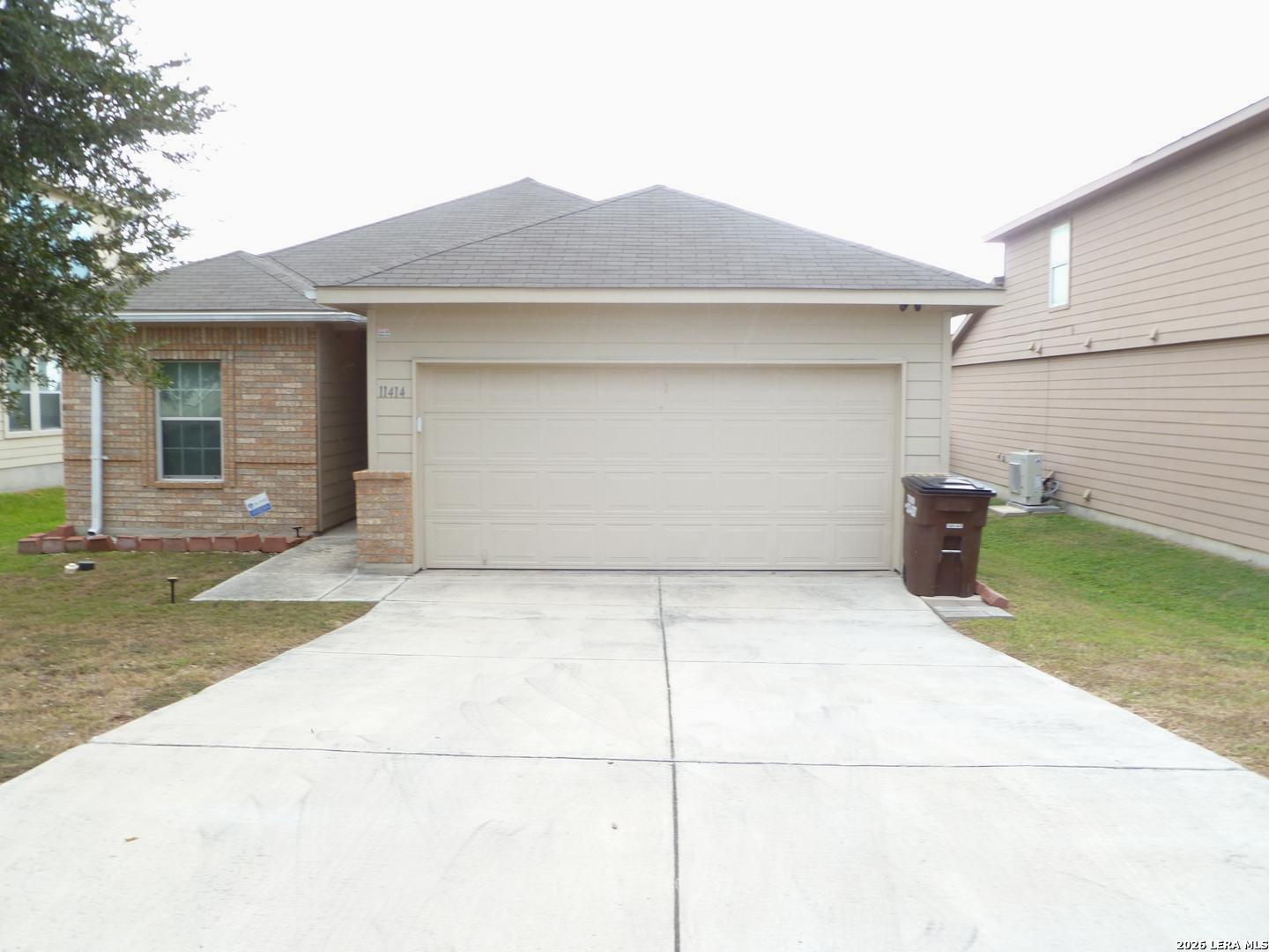 11414 Garden Falls San Antonio TX 78245