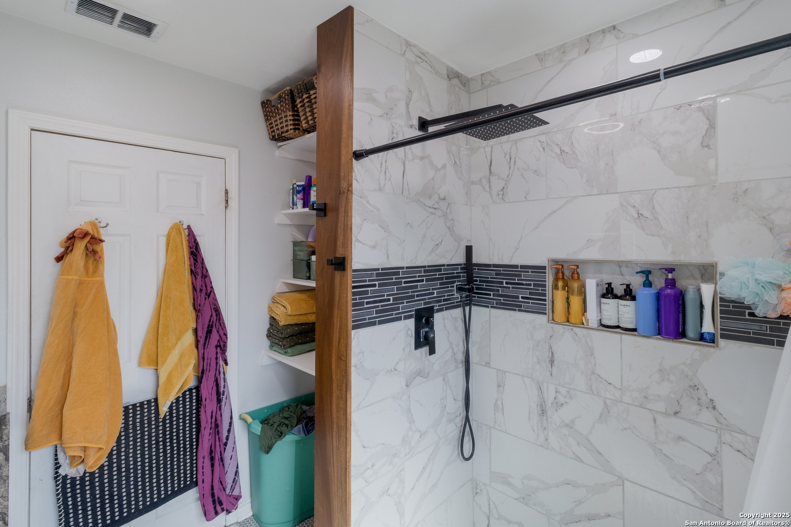 450 Pamela San Antonio TX 78223