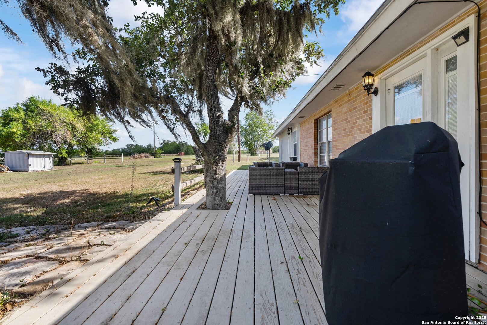 180 Freeman Circle George West TX 78022