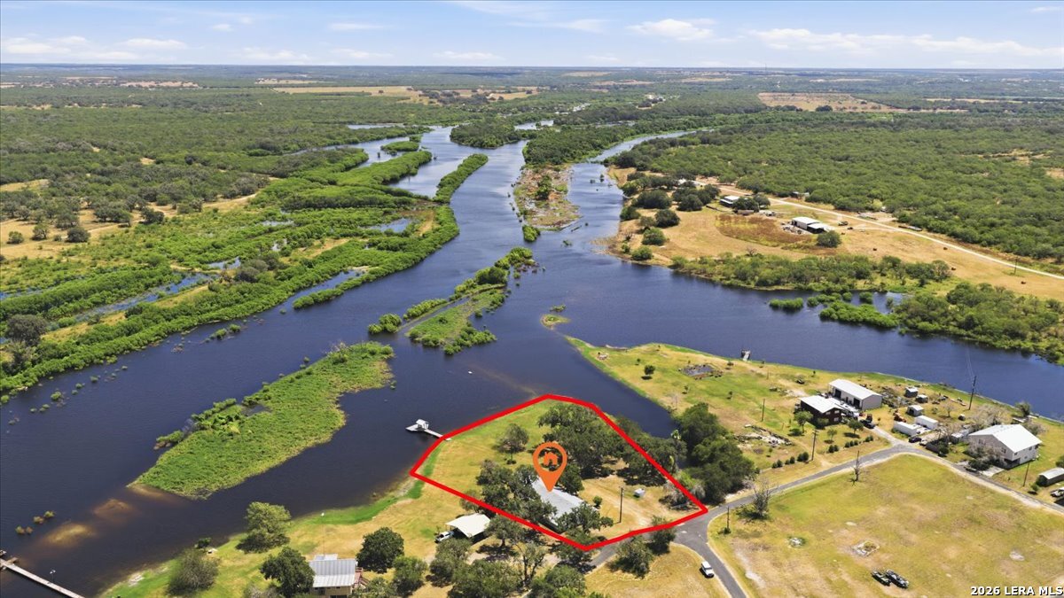 180 Freeman Circle George West TX 78022