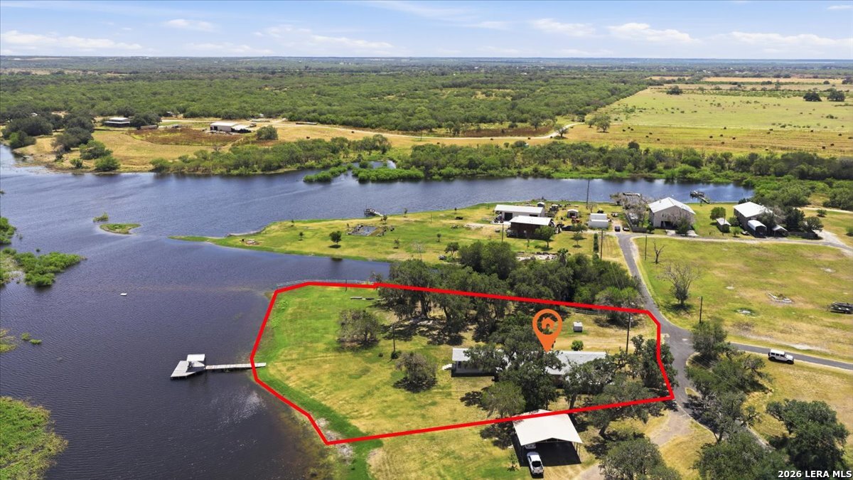 180 Freeman Circle George West TX 78022