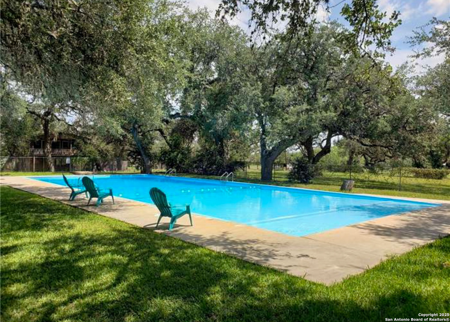 180 Freeman Circle George West TX 78022