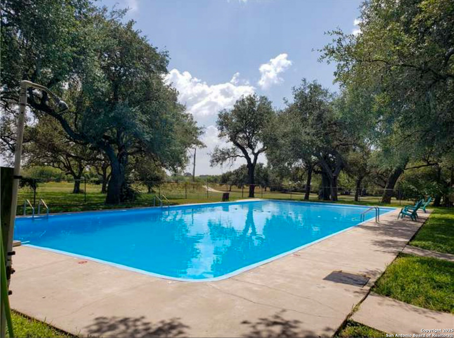 180 Freeman Circle George West TX 78022