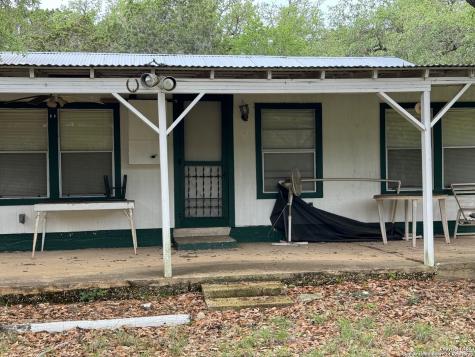 201 Cypress Bluff Road Pipe Creek TX 78063