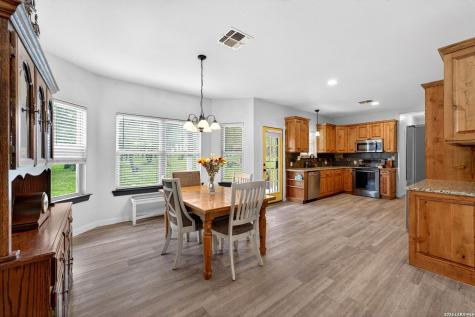 160 County Road 6874 Natalia TX 78059