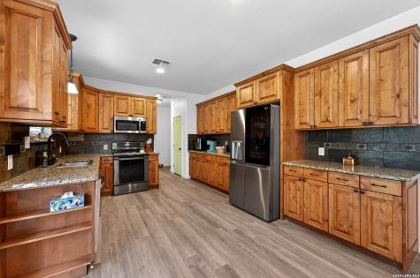 160 County Road 6874 Natalia TX 78059