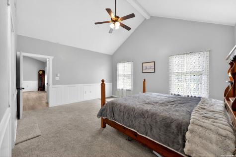 160 County Road 6874 Natalia TX 78059