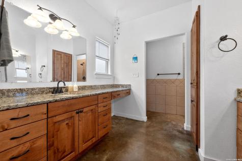 160 County Road 6874 Natalia TX 78059