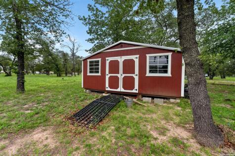160 County Road 6874 Natalia TX 78059