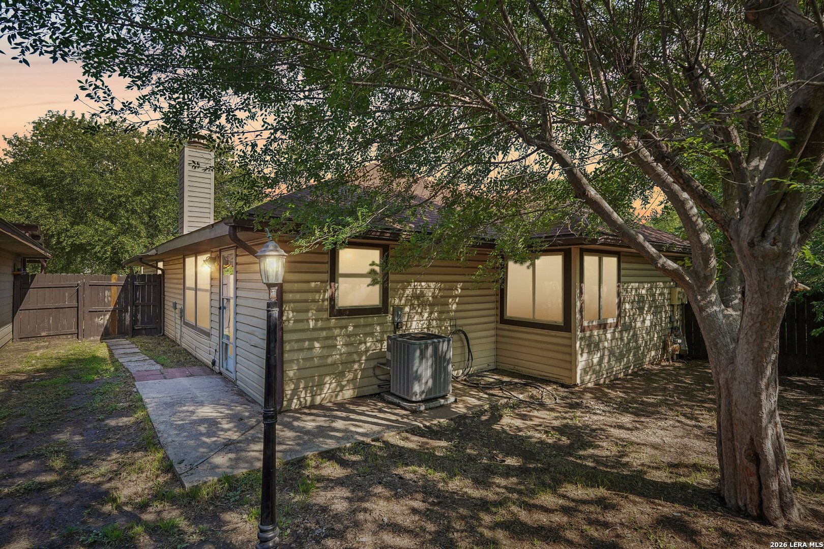 3806 Candlecrown Court San Antonio TX 78244