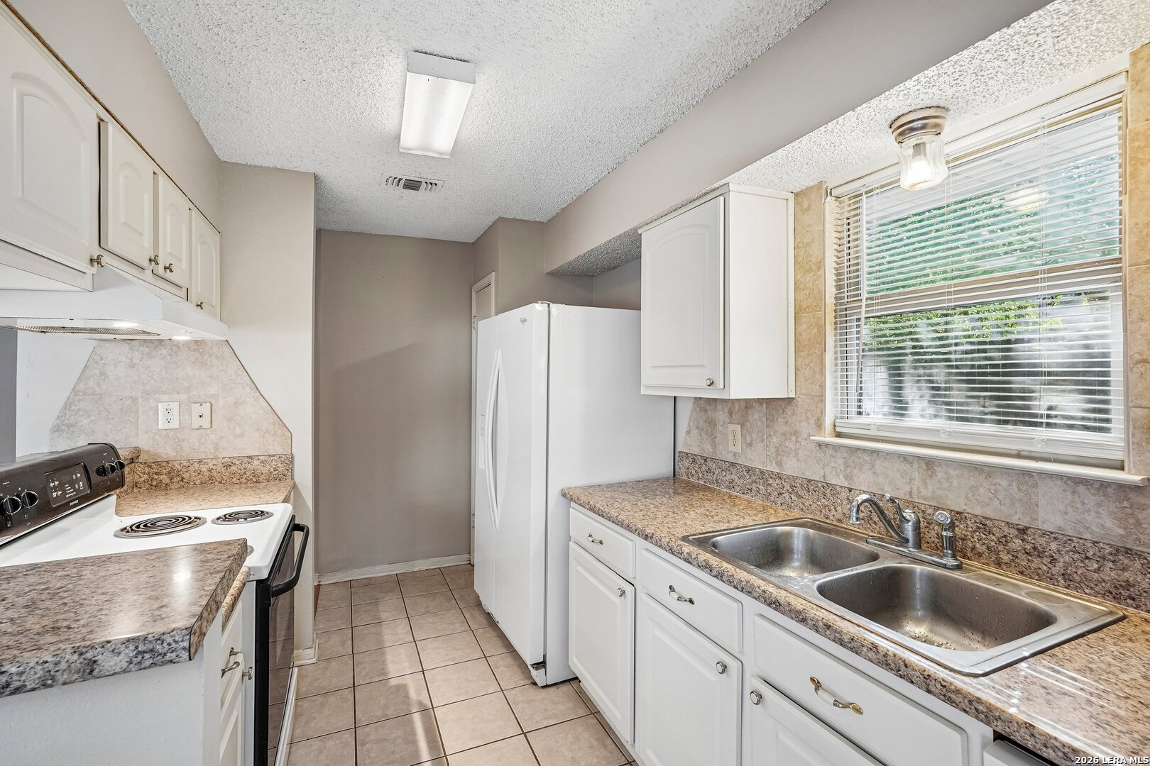 3806 Candlecrown Court San Antonio TX 78244