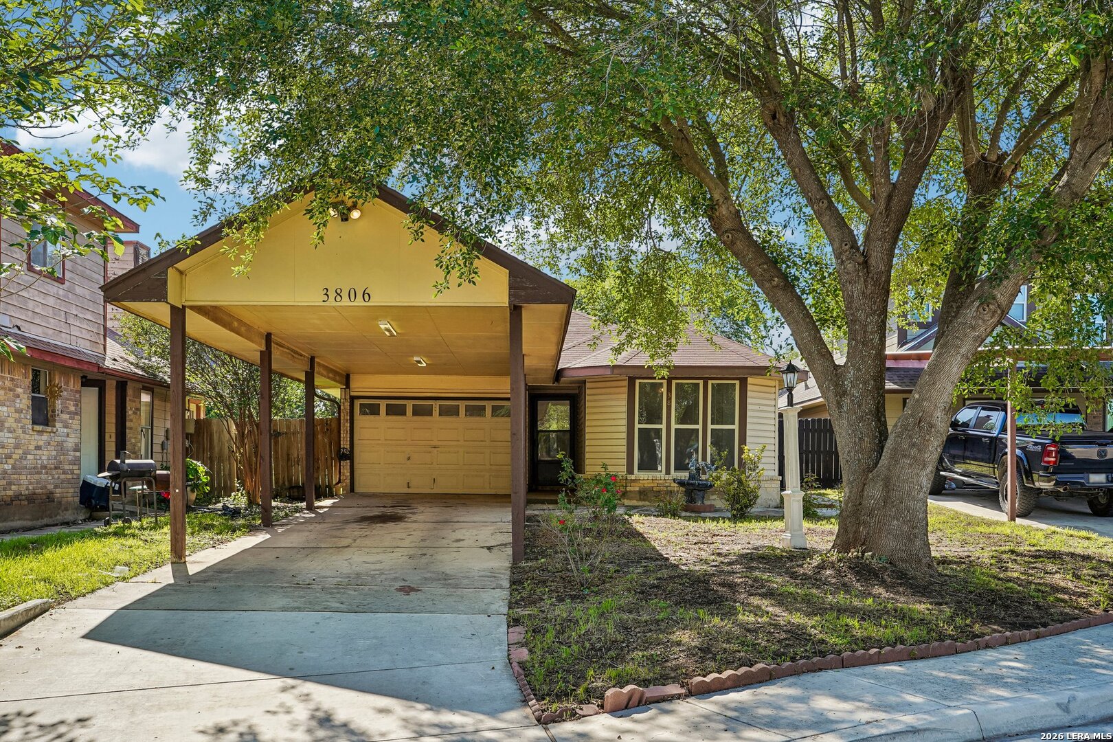 3806 Candlecrown Court San Antonio TX 78244