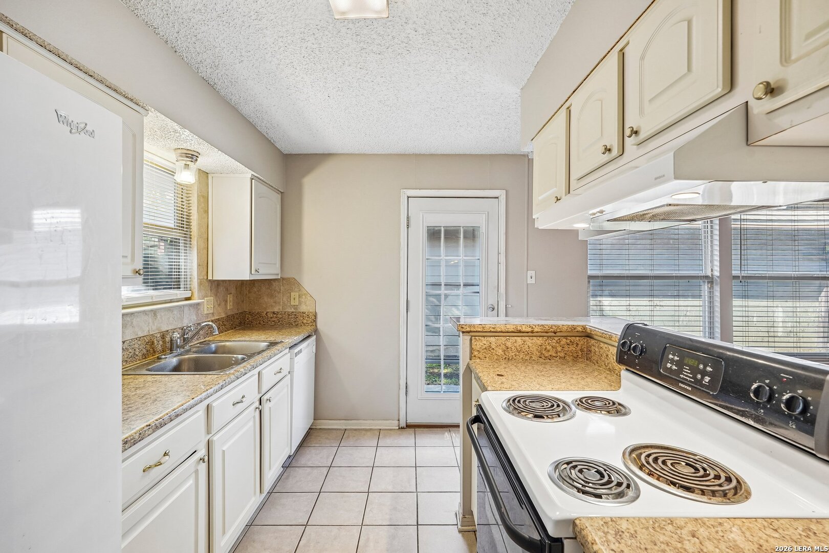 3806 Candlecrown Court San Antonio TX 78244