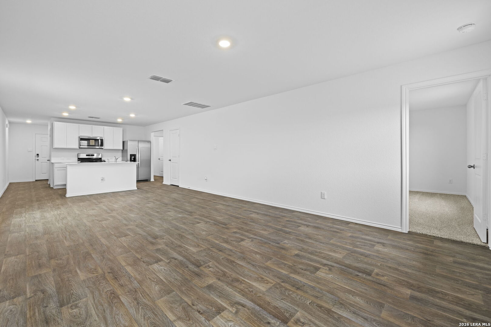 12541 Spoor Valley Converse TX 78109
