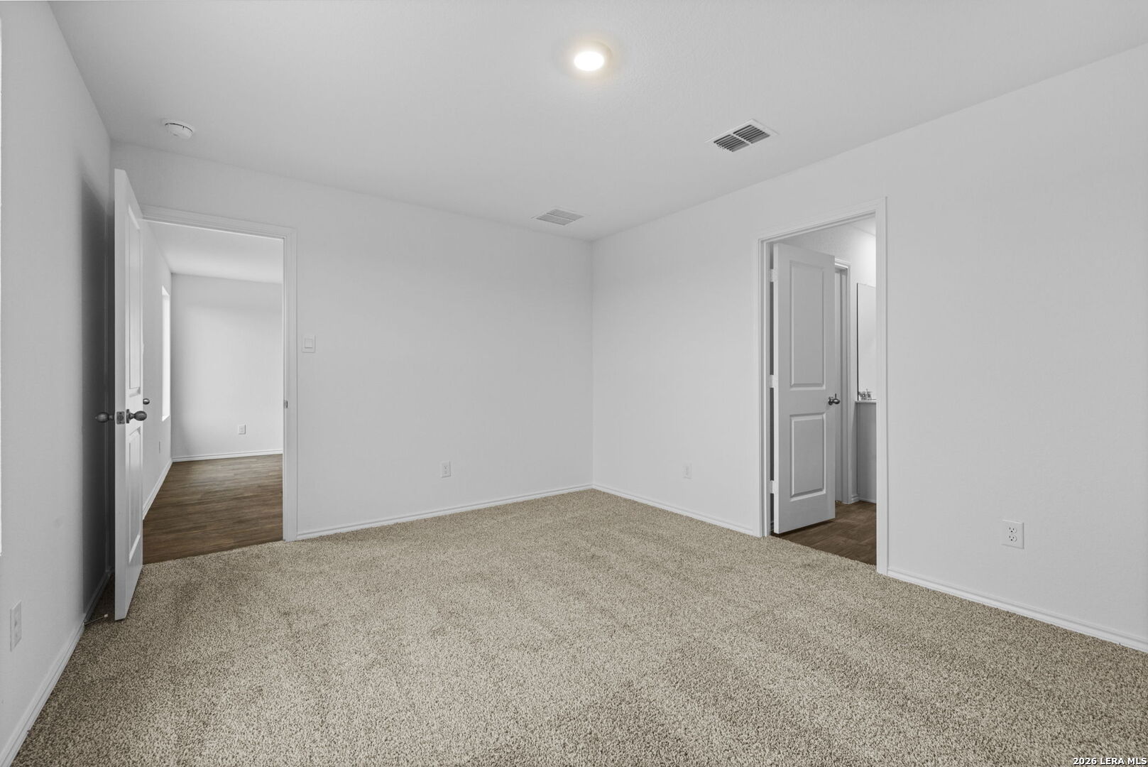 12541 Spoor Valley Converse TX 78109
