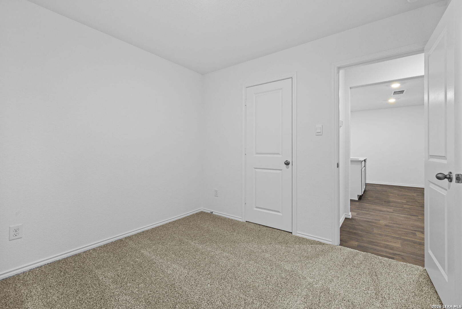 12541 Spoor Valley Converse TX 78109