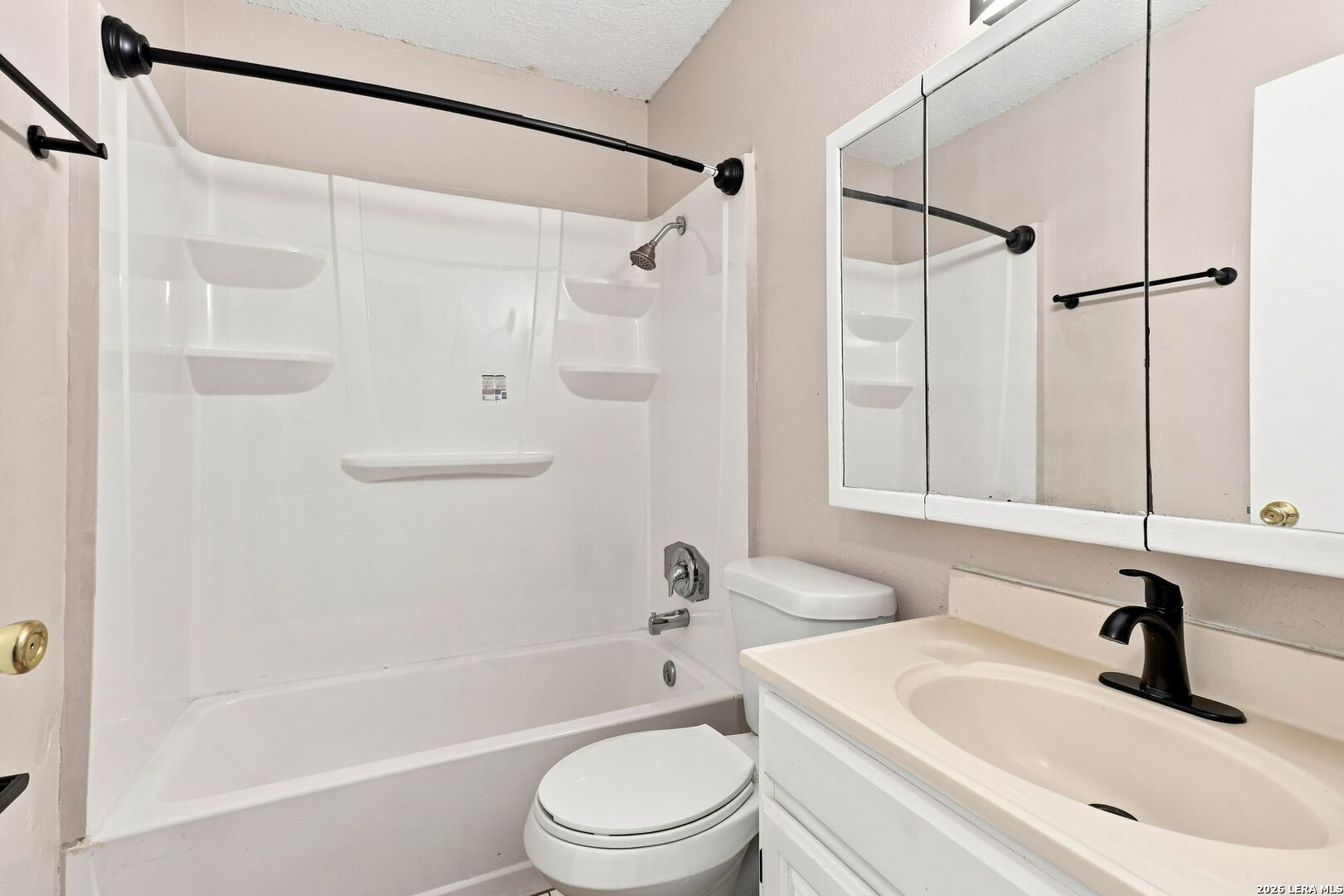 934 Magnolia Summit San Antonio TX 78251