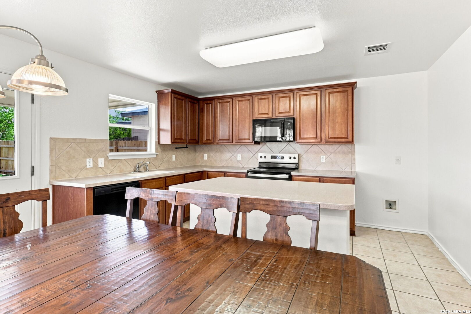 934 Magnolia Summit San Antonio TX 78251