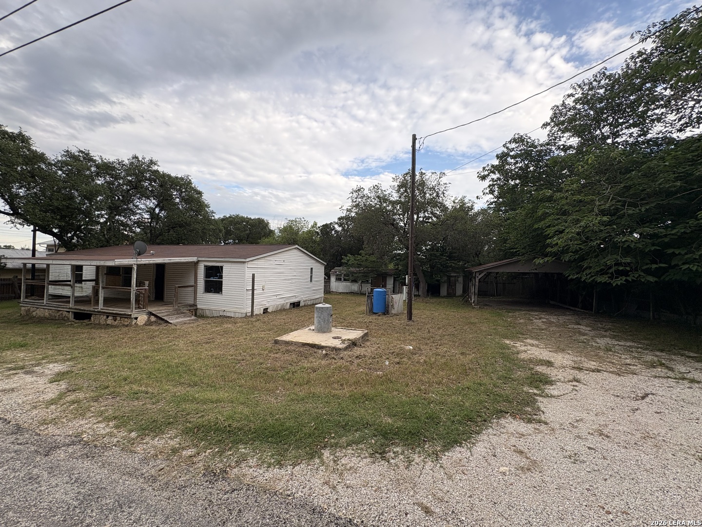 177 Cherokee Trail Lakehills TX 78063