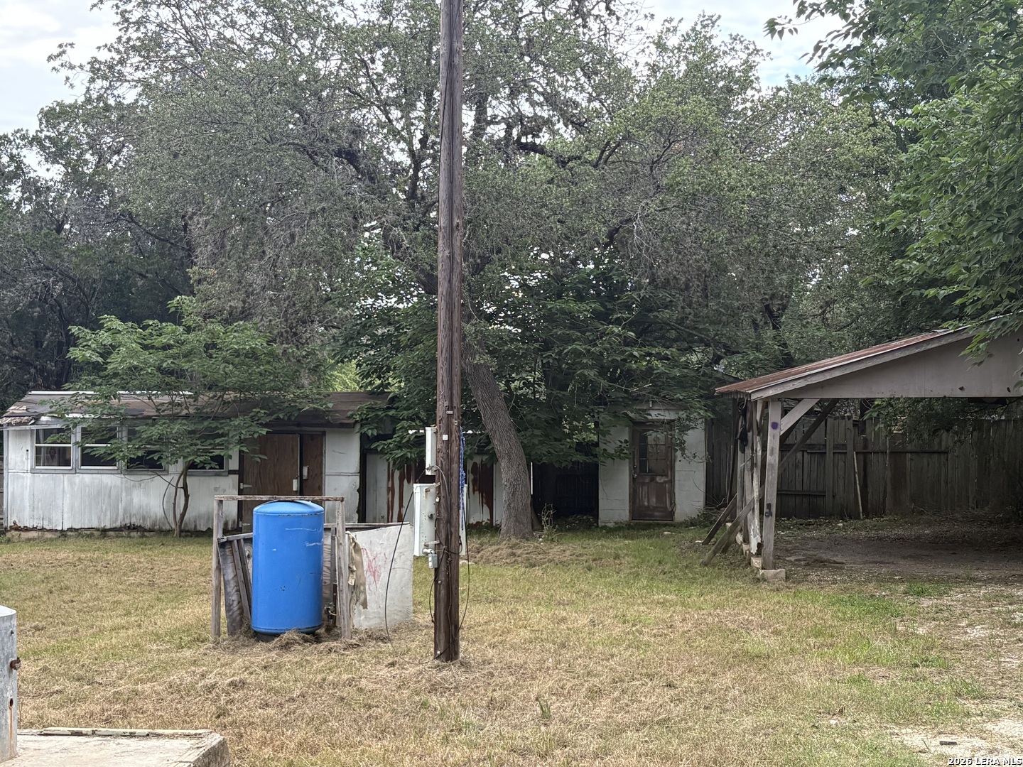177 Cherokee Trail Lakehills TX 78063