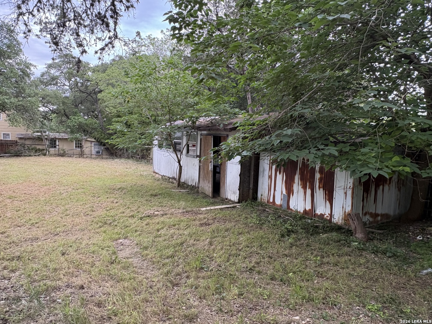 177 Cherokee Trail Lakehills TX 78063