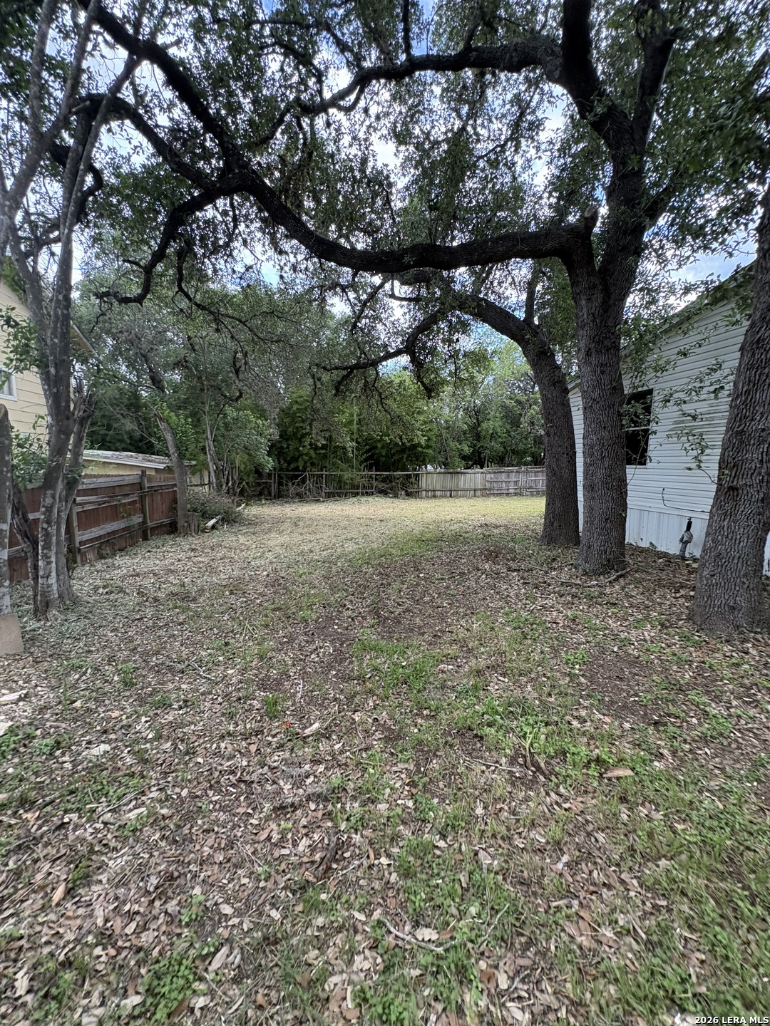 177 Cherokee Trail Lakehills TX 78063