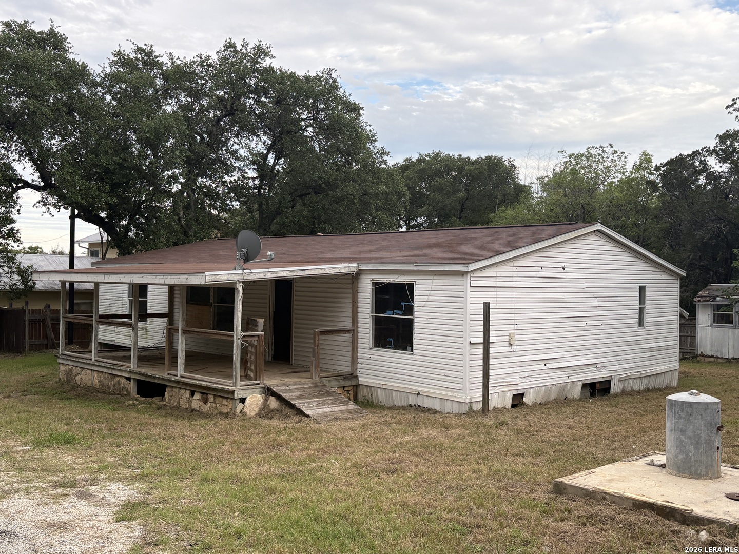 177 Cherokee Trail Lakehills TX 78063
