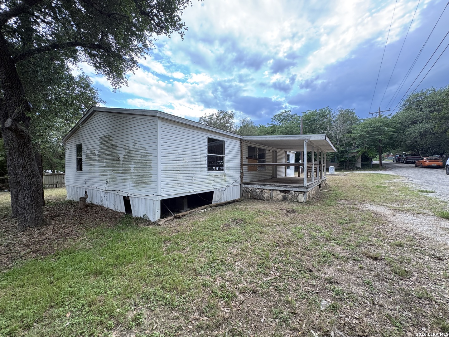 177 Cherokee Trail Lakehills TX 78063